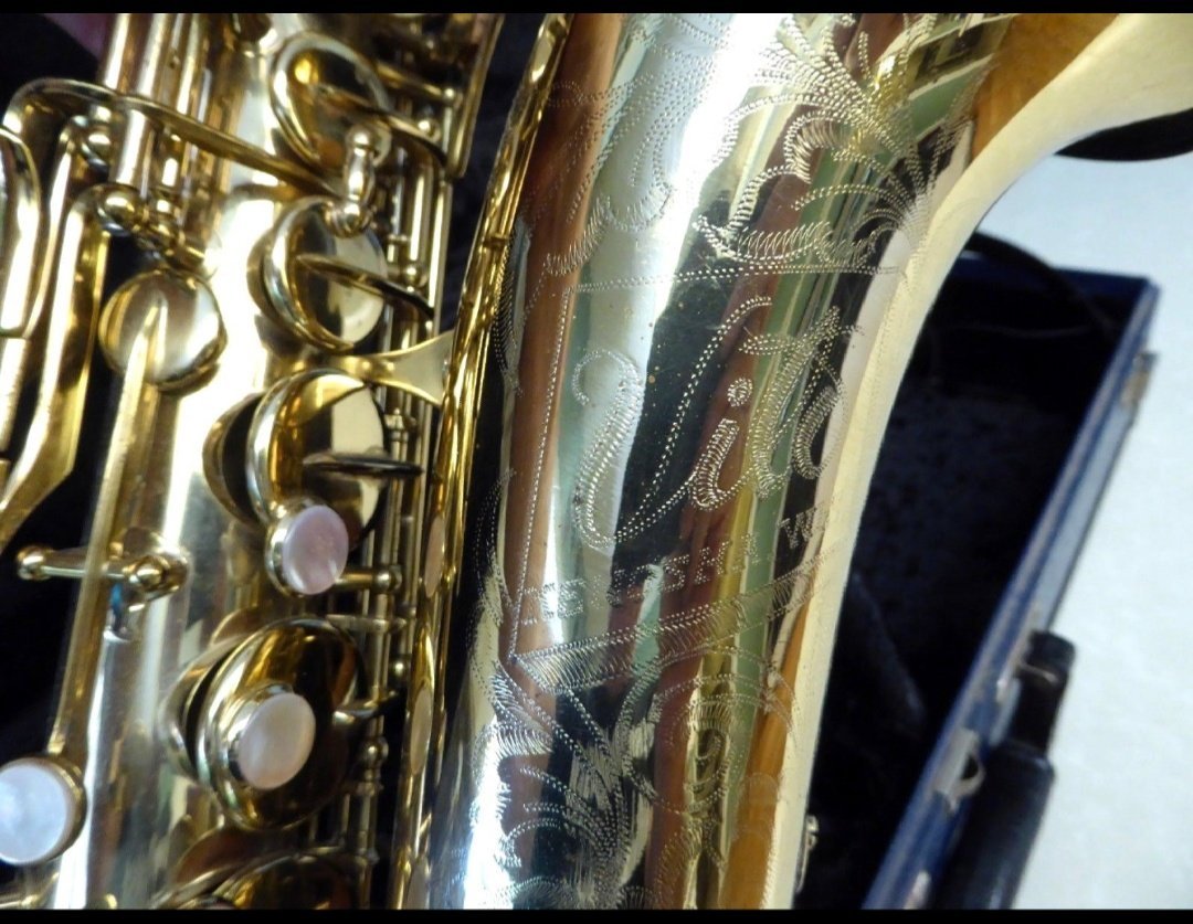 vito saxophone serial number